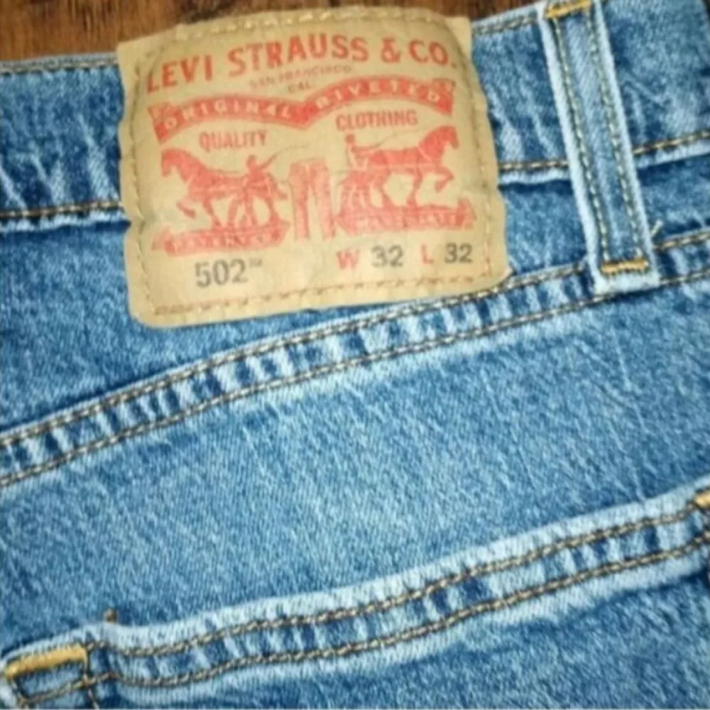 Levis levi 502